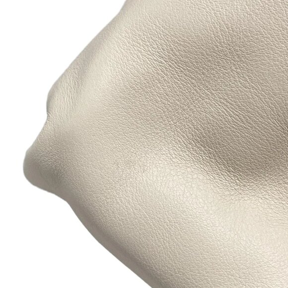 BOTTEGA VENETA Mini the Pouch Cream Leather - Shoulder Bag 1090-080725 - Picture 9 of 14